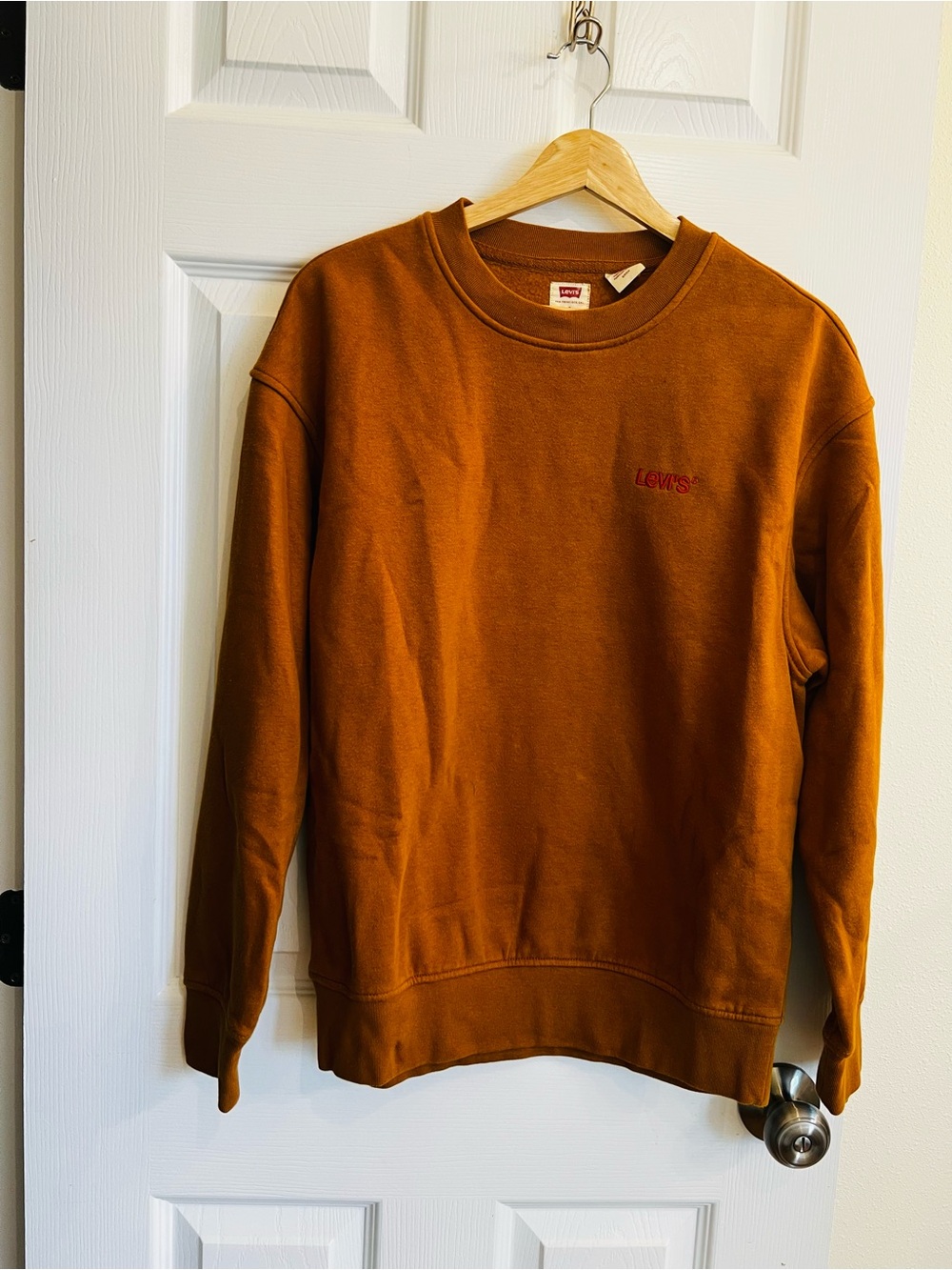 Levi's Women’s Rust-Orange Crewneck Sweatshirt
